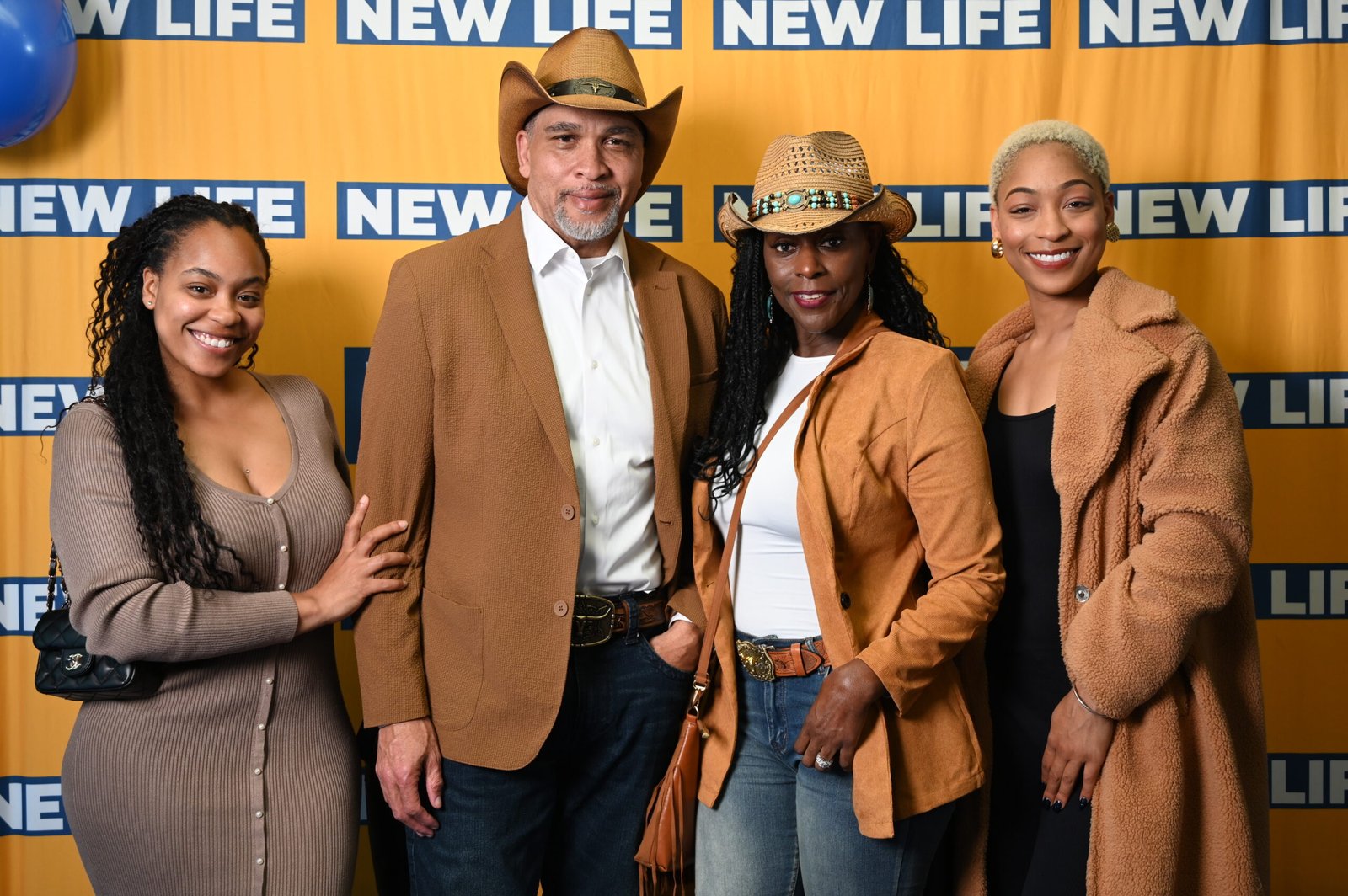 World Premiere Photos New Life: The Movie premiere guests
